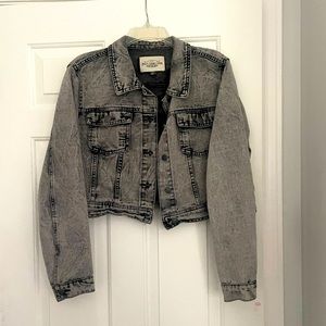 Gray stone Washed jean jacket